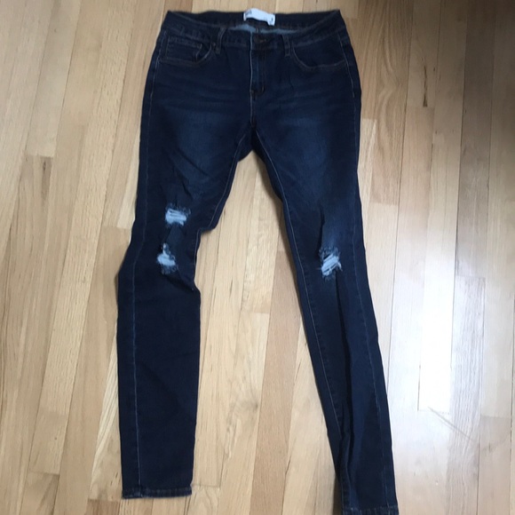 Tillys jeans - Picture 2 of 5